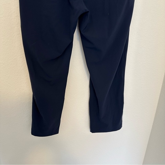 Lululemon On The Fly Crop Pants 23" Inseam True Navy Size 8 Women’s Side Pockets - Picture 5 of 8